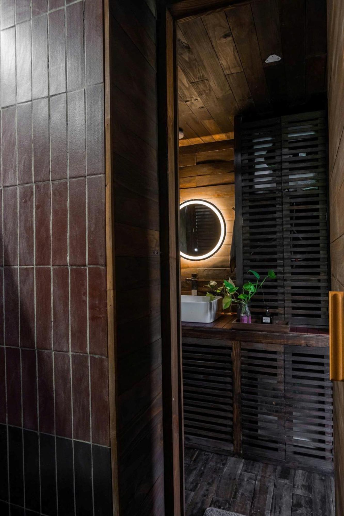 Lodge Xiem Hanoi