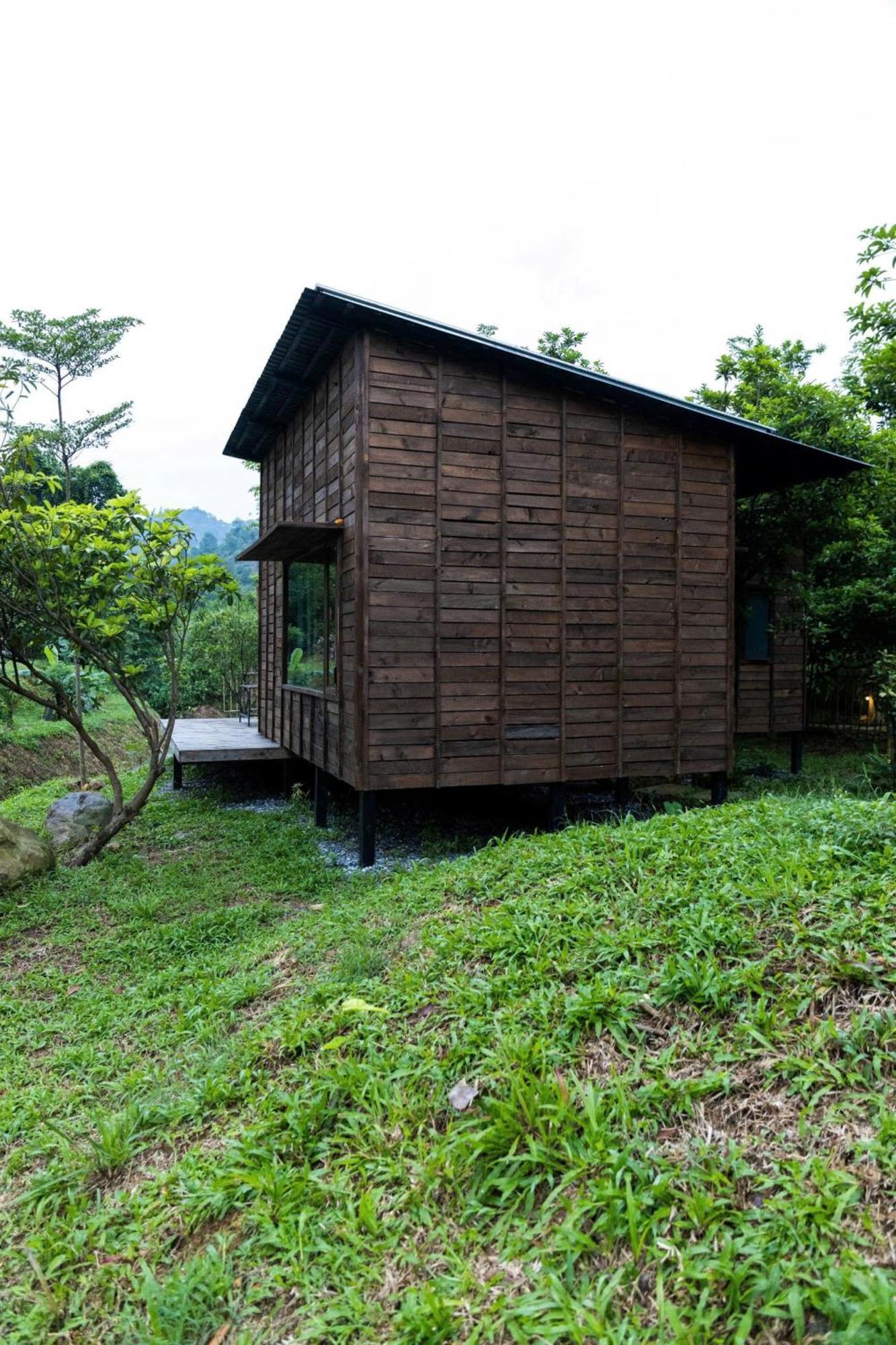 Lodge Xiem *