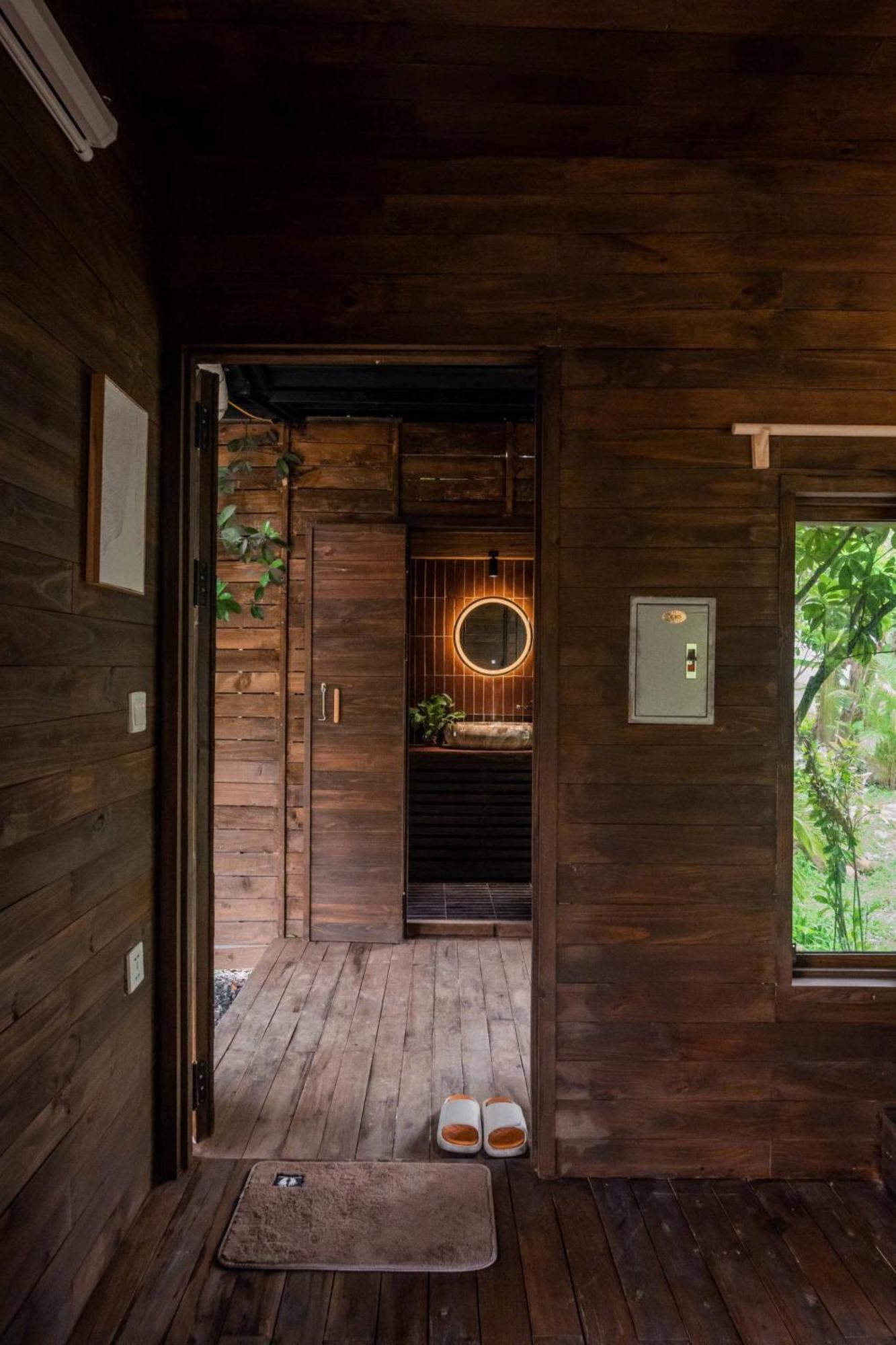 Lodge Xiem